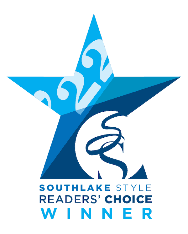 A star with the words " southlake style readers choice winner ".